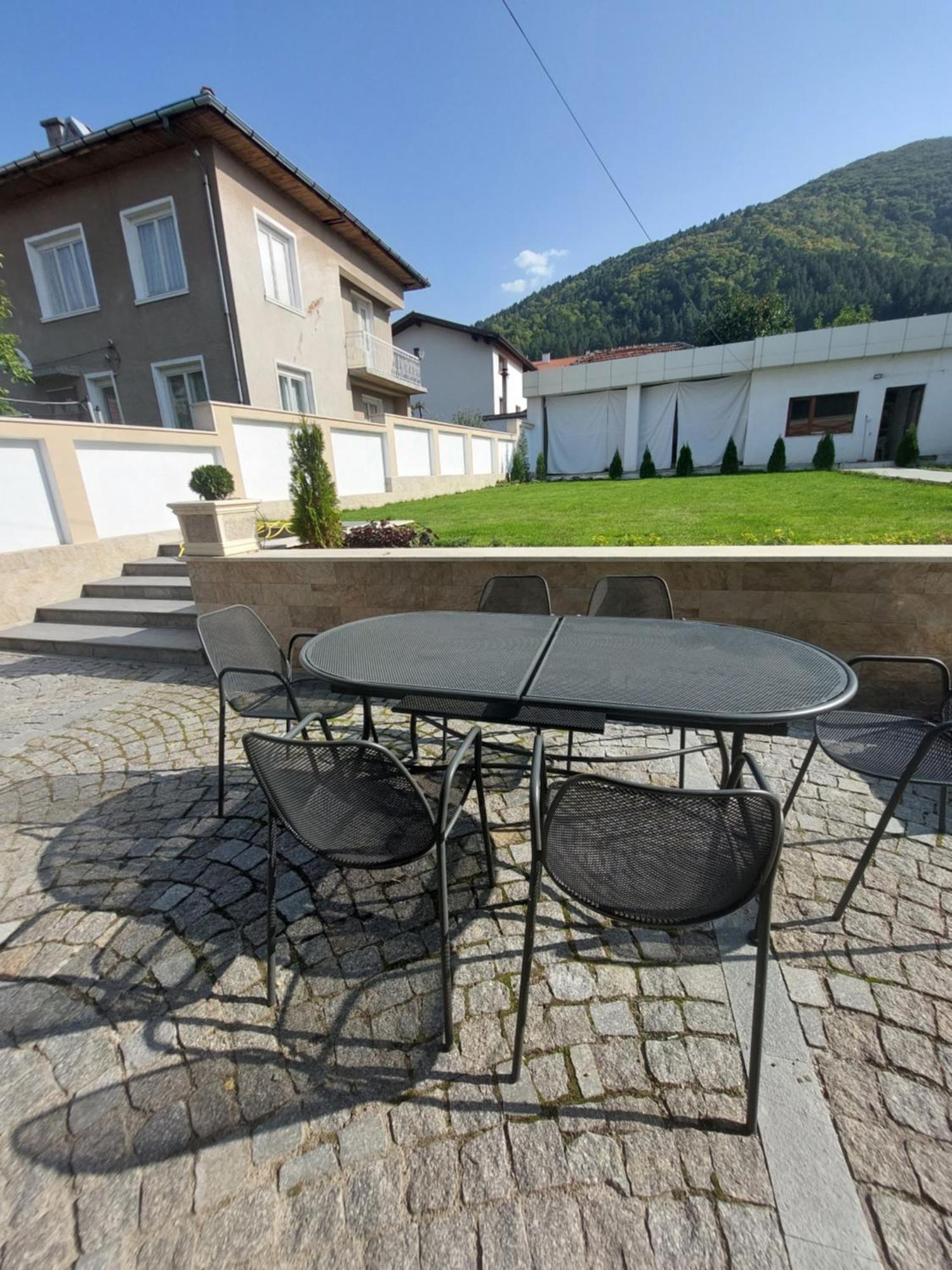 Stella Guesthouse Sapareva Banja Rum bild